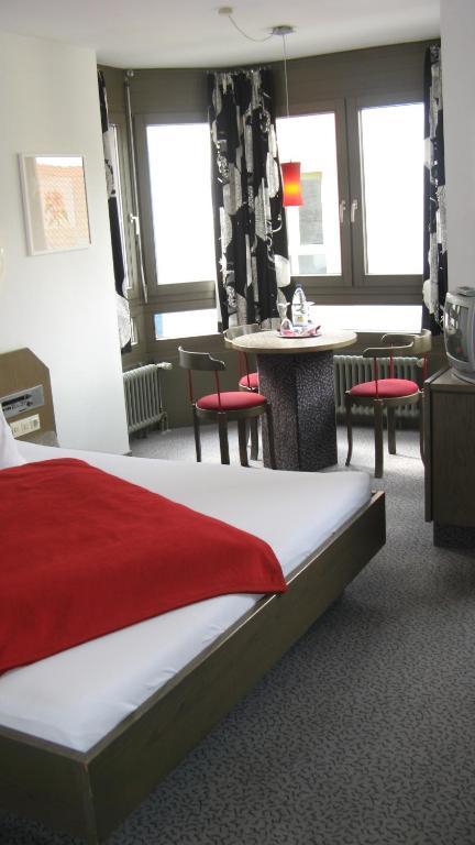 Hotel Am Schlossberg Böblingen Chambre photo